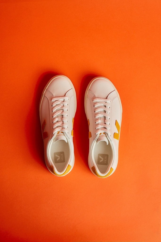 VEJA ESPLAR WHITE SAFRAN