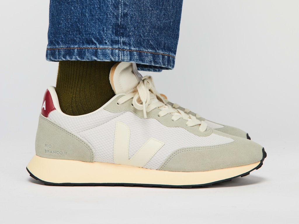 VEJA RIO BRANCO II ALVEOMESH LIGHT GREY PIERRE MARSALA