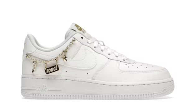 NIKE AIR FORCE 1 LOW LUCKY CHARMS