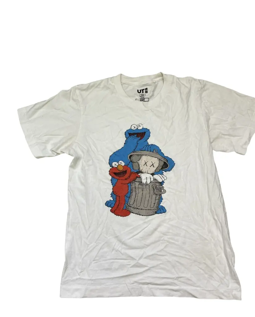 UNIQLO X KAWS T SHIRT WHITE ELMO N COOKIE MONSTER