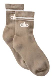 ALO YOGA CALCETAS ALMOND